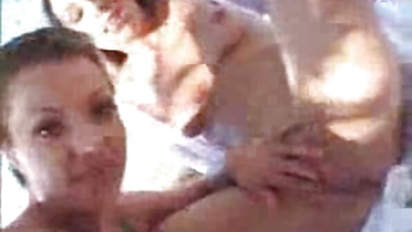 Babe ມີຄວາມສຸກມີໂອກາດທີ່ຈະ fucked ບໍ່ໄດ້ໂດຍແຟນ